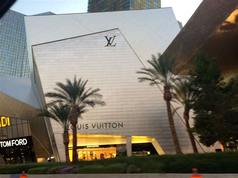 louis vuitton vegas|Louis Vuitton las vegas palazzo.